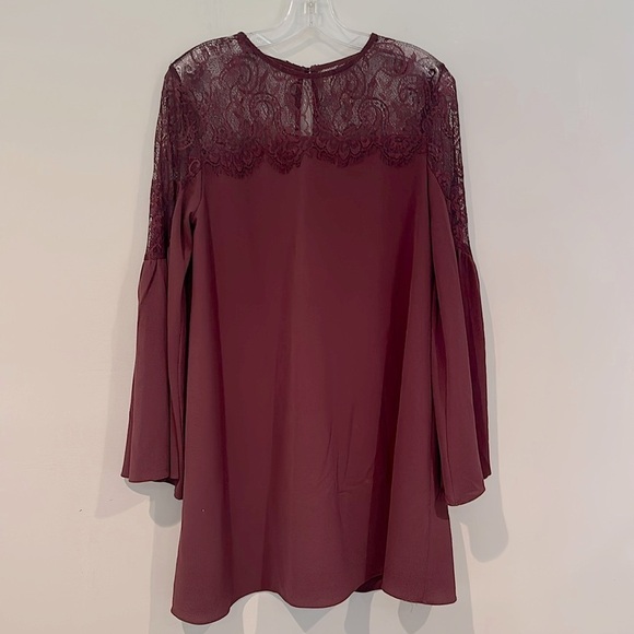 Do+Be‎ Women's Burgundy Lace Top Swing Dress Flutter Sleeve Midi Size Small - Picture 1 of 5